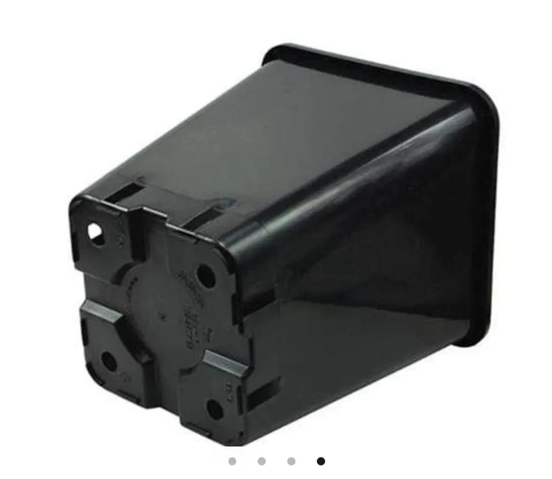 11-litre-square-plastic-plant-pot-black-base 11 litre square plastic plant pot in black