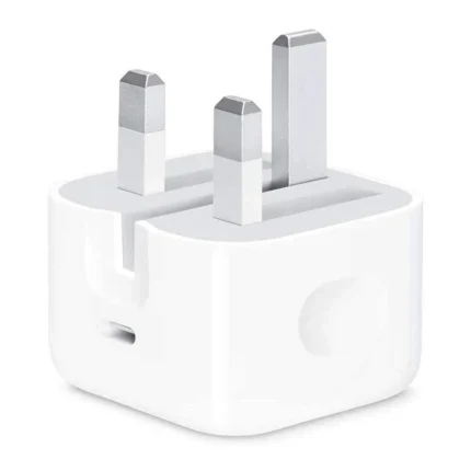 20W USB-C charger UK plug in white with 3 pins